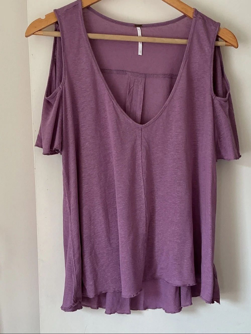 FREE PEOPLE Cold-Shoulder Scoop Neck Women's Top in Dusty Mauve